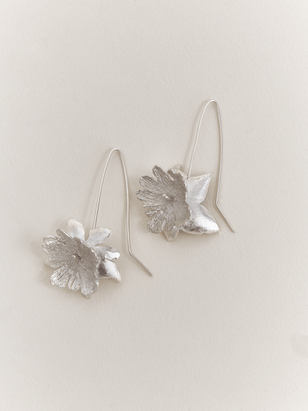 Aretes gancho duo flores Clavellino y Azulillo Plata Ley